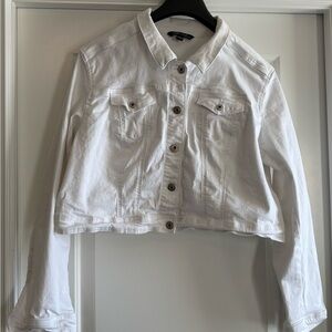 CHARLIE B Cropped White Jean Jacket